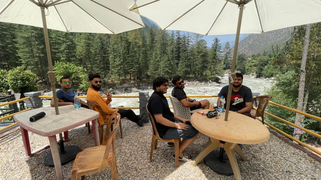 Wabi Sabi Riverside Hostel Kasol Dış mekan fotoğraf