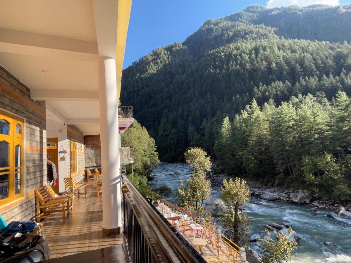 Wabi Sabi Riverside Hostel Kasol Dış mekan fotoğraf